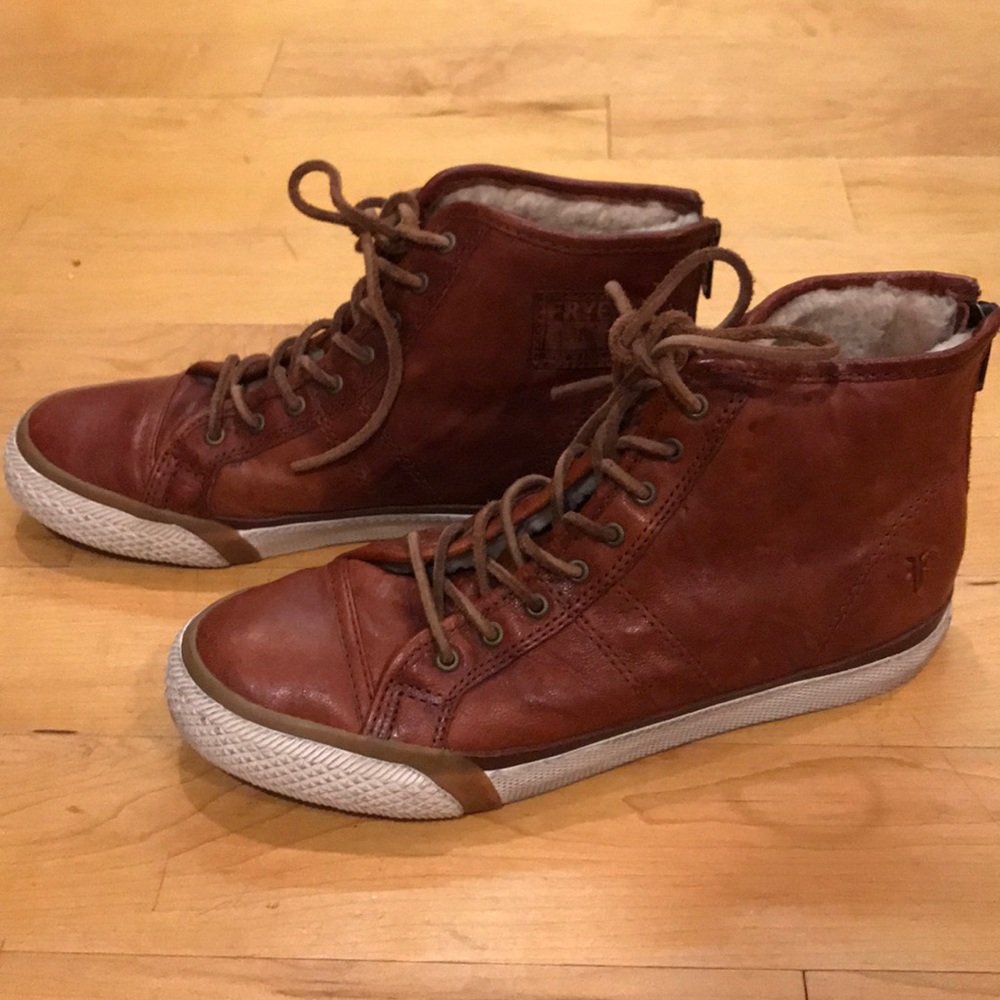 FRYE hightop zip sneaker, Sherpa insides